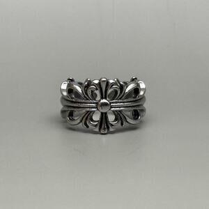 Y2K Silver Gothic Star Ring – Vintage Style, Size 8, Unisex, Brand New